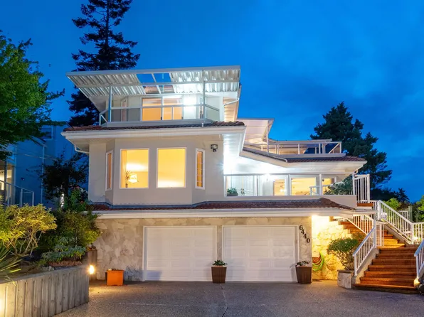 6440 Rosebery Ave, West Vancouver, BC V7W 2C6