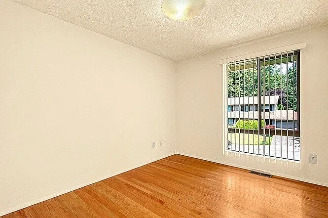 4615 123rd Ave SE — Photo 5