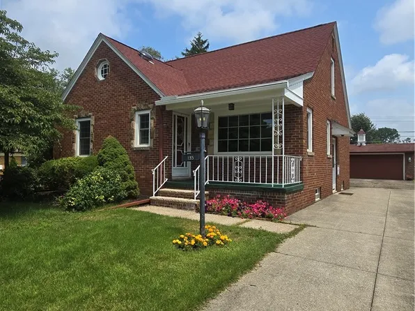 135 Woodhill Dr, Amherst, OH 44001