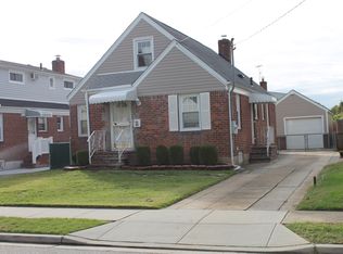 40 Mary St, Valley Stream, NY 11580