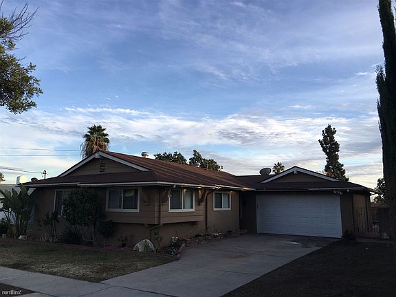 2nd image of 8353 Lake Gaby Ave