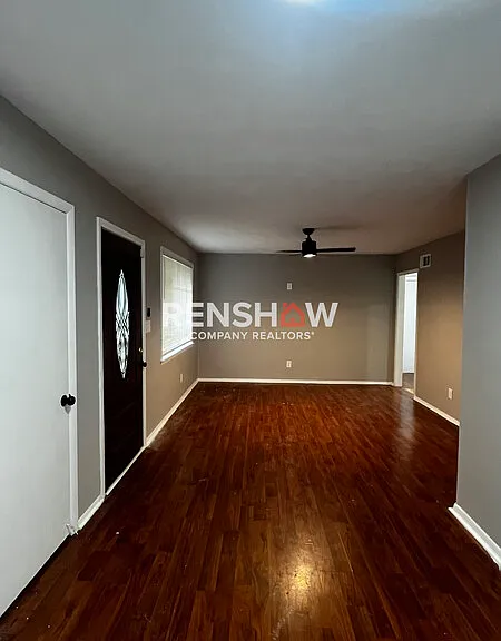 2310 Theda Ave — Photo 2