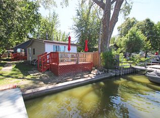 50 N Lake Ave #1, Fox Lake, IL 60020