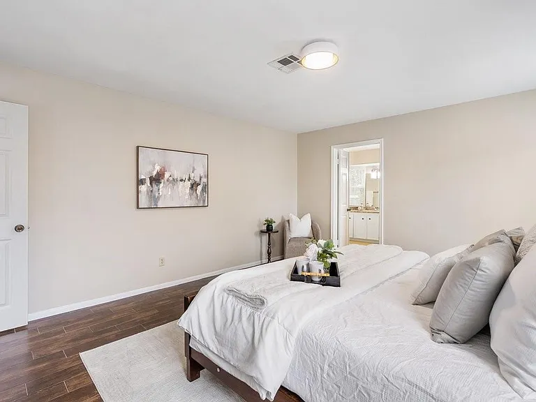11423 Wickersham Ln — Photo 20