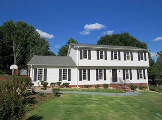 4 Brynhurst Cir, Greenville, SC 29615