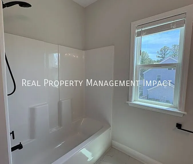 25 Parkway Dr — Photo 54