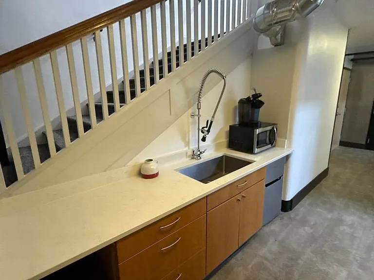 160 Liberty St NE #B38 — Photo 8