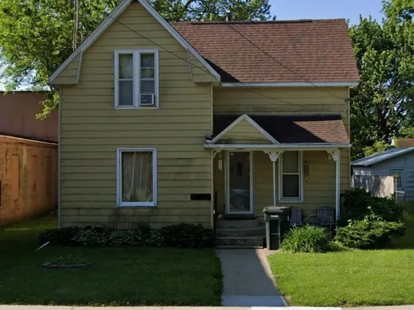 213 Center St, Waterloo, IA 50703