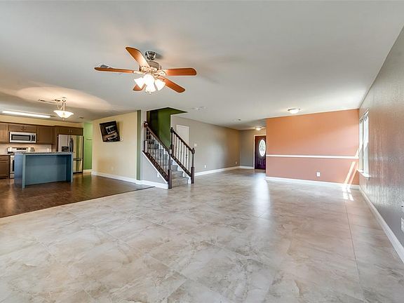 3rd image of 12483 Shepherds Hill Ln
