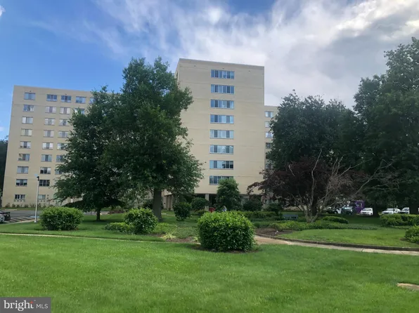 6631 Wakefield Dr Suite 906, Alexandria, VA 22307