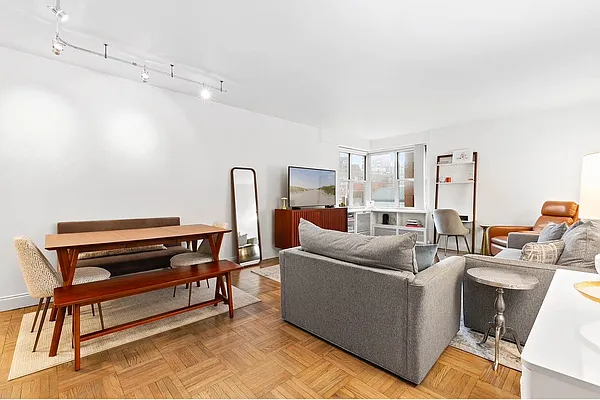 Sold by Charles Edward Panoff III, LREB | media 13