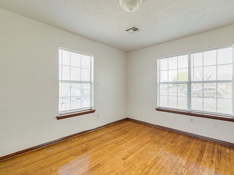1133 Stubbeman Ave — Photo 17