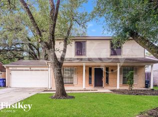 8010 Goldengrove Dr, Spring, TX 77379