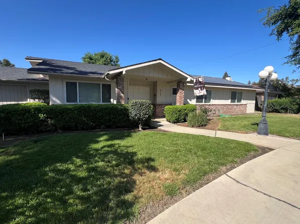 813 N Dickran Drive, Tulare, CA 93274