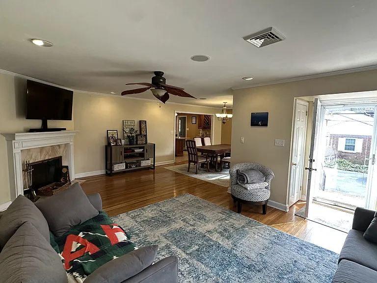 55 Paschall Rd — Photo 2