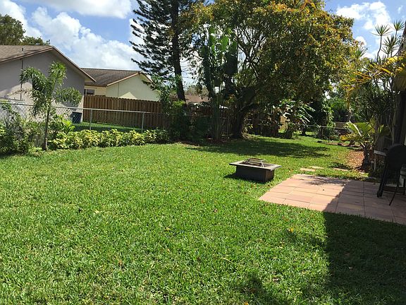 4th image of 2133 NW 111th Ter