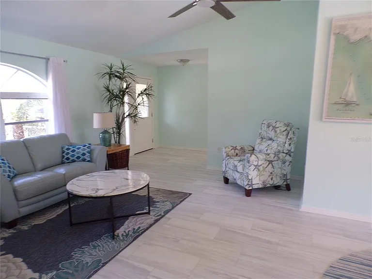 15624 Hennipen Cir — Photo 5
