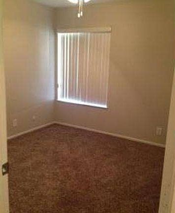 4th image of 3224 E Radcliffe Ave