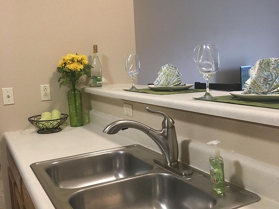 Willows of Peoria 7400 N Villa Lake Dr Peoria IL Zillow