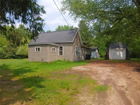 243 Camp Road, Fairchild, WI 54741