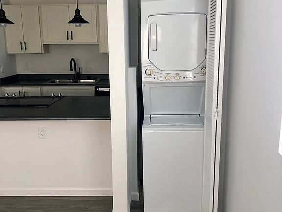 4th image of 76-6241 Alii Dr APT 201