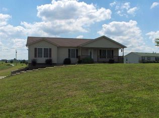 211 Farmington Dr, Vine Grove, KY 40175
