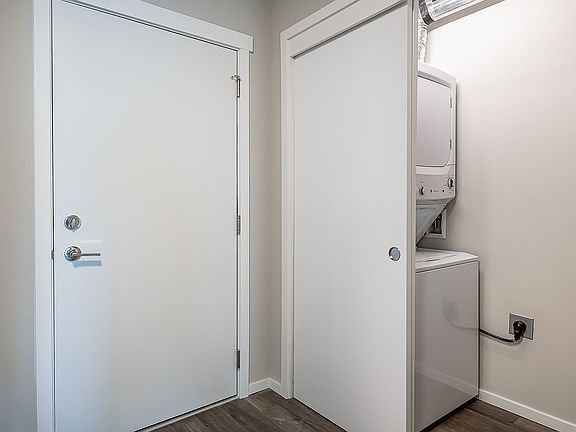 3rd image of 4921 100th St NE APT 103