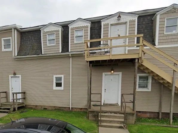 Unique 2 Bedroom 1 Bathroom Garden Apartments, 75 1st St APT 3, California, PA 15419