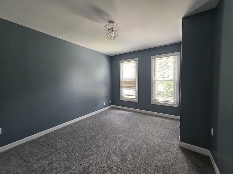297 Johnson St — Photo 8