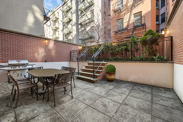 Sold by Bohemia Realty Group | media 7