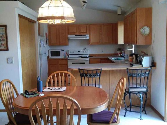 2nd image of 5948 N Silver Pine Ct