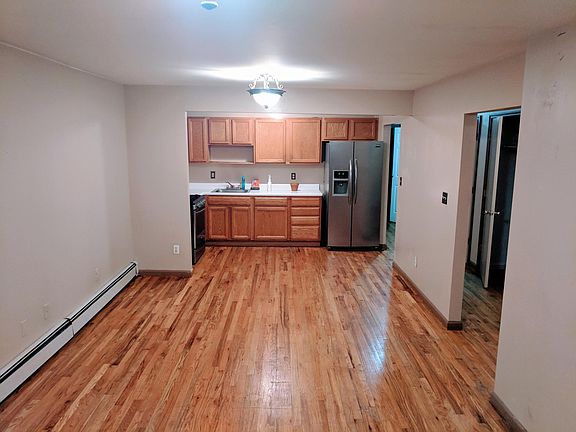 2nd image of 3250 Barker Ave APT 3