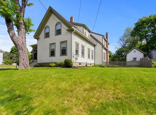 130 Mount Pleasant Ave, Gloucester, MA 01930