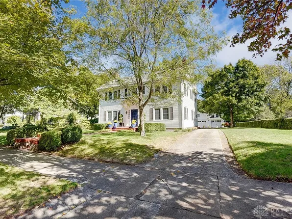 1812 Crescent Dr, Springfield, OH 45504