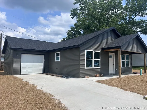 203 Arlington Avenue, Charlestown, IN 47111