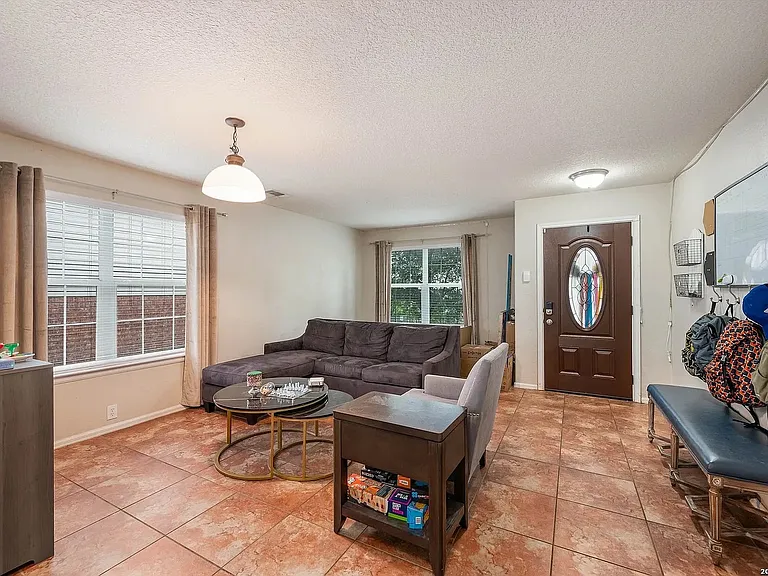 3911 Valencia Peak — Photo 5