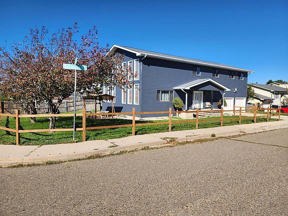 2nd image of 2655 Delagua St