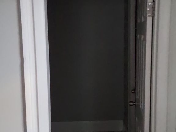 4th image of 60 Noxon St Fl 2