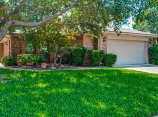 1306 Boardwalk St, Arlington, TX 76011