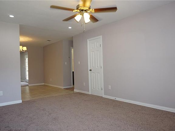 5th image of 605 Donald Dr