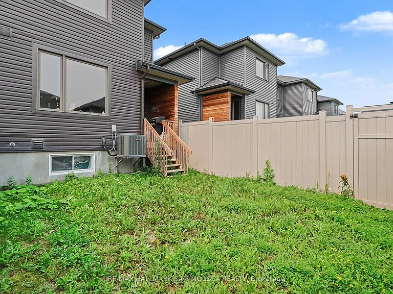 211 Tim Sheehan Pl — Photo 26