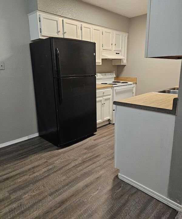 1st image of 108 Love St APT K8