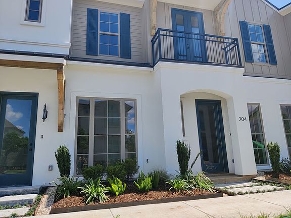 2nd image of 115 Gaunt Ln #203