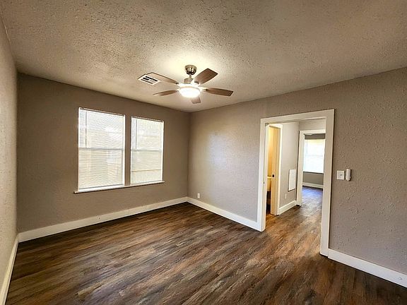 4th image of 1506 N Drexel Blvd