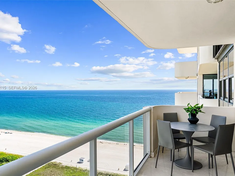 5757 Collins Ave #2207