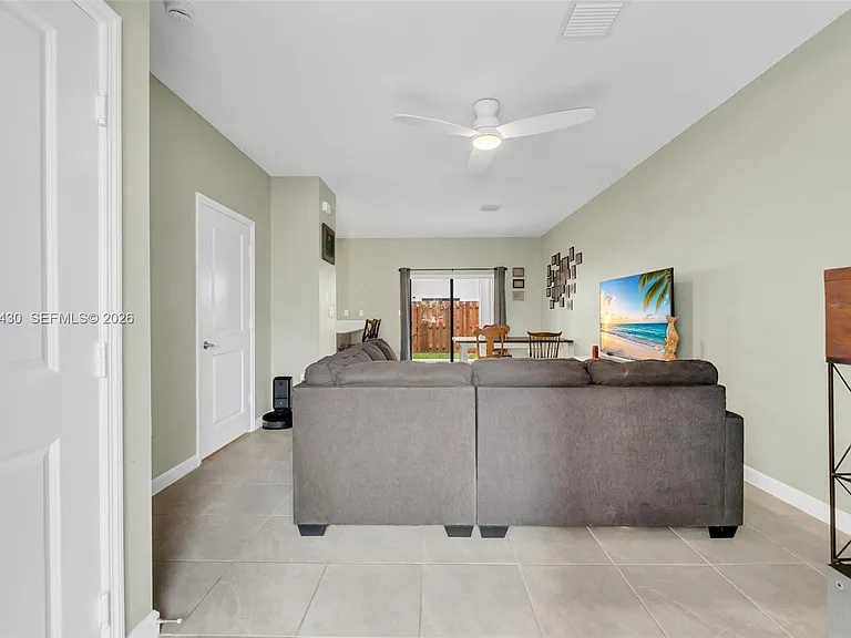 23082 SW 129th Ct #23082 — Photo 5