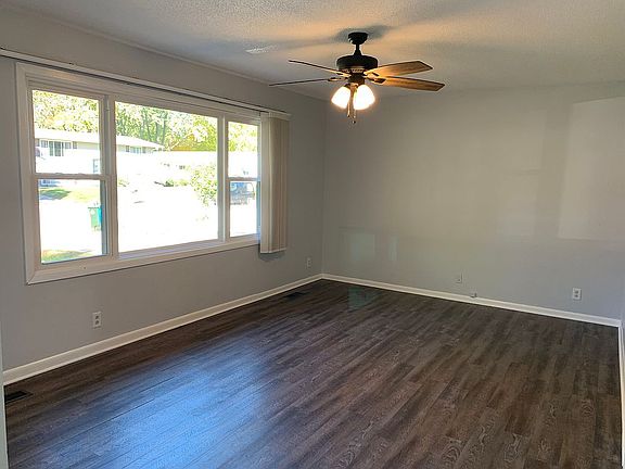 Large Living Room 