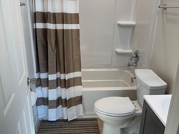3rd image of 2119 S 49th St