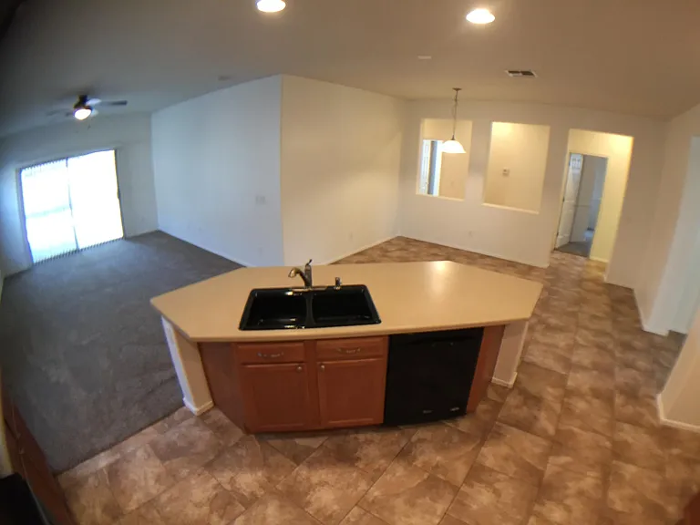 5814 W Pedro Ln — Photo 6