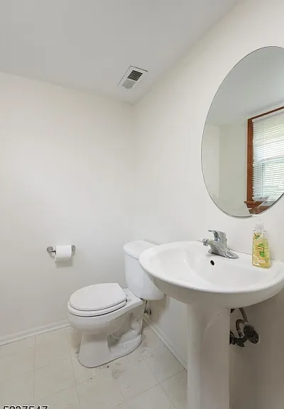 2128 W Broad St — Photo 25